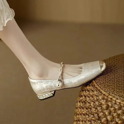 Naila | Orthopedic Crownleaf Heels